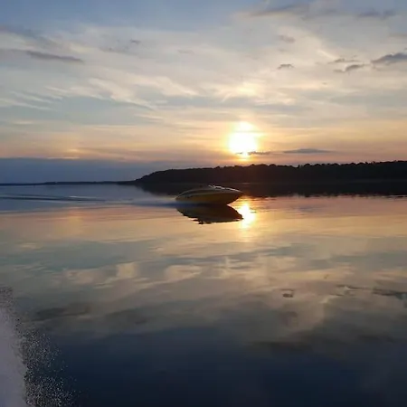 Feriendomicil Am Warener Hafen Casita Priscila Apartment